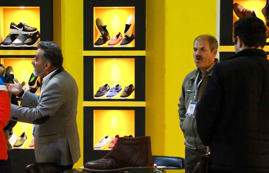 ۳۰۰ واحد تولیدی کفش در اصفهان داریم