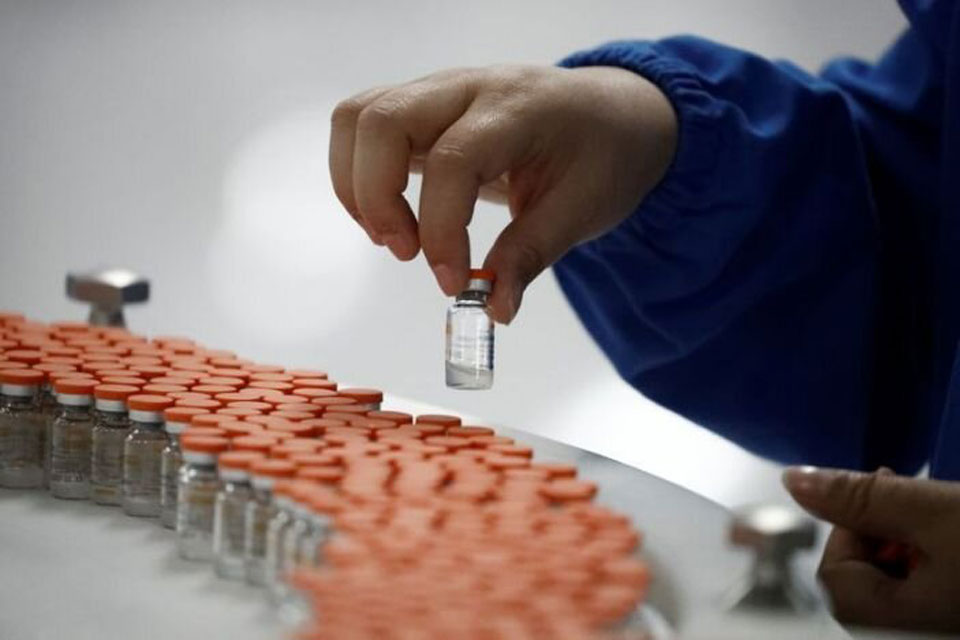 آیا واکسن‌های چینی واقعا به مقابله با شیوع کرونا کمک خواهند کرد؟