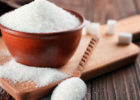 شکر ۱۵۰۰ تومان گران‌تر شد/ توقف توزیع شکر با قیمت مصوب در بازار