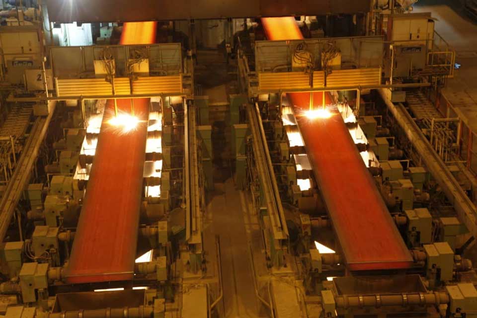 دست‌یابی به رکورد جدید تولید در شرکت فولاد هرمزگان