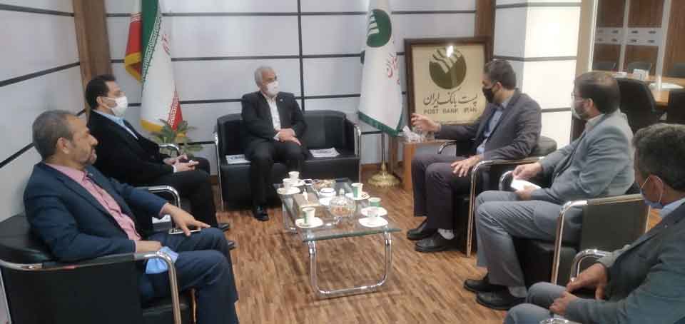 دیدار مدیر مخابرات اصفهان با مدیر پست بانک استان 