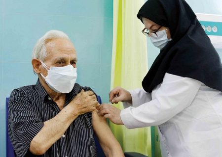 واکسیناسیون ۲۸۴ هزار نفر در استان اصفهان