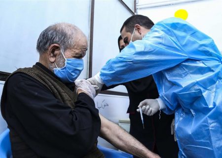 ۷۰ درصد سالمندان اصفهانی واکسینه شدند