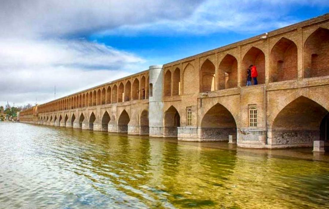 مدت رهاسازی زاینده رود بستگی به شرایط آب و هوایی اصفهان دارد