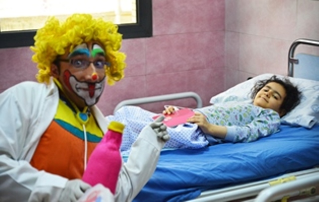 لبخند امید روی صورت کودکان بیمارستان امام حسین(ع)