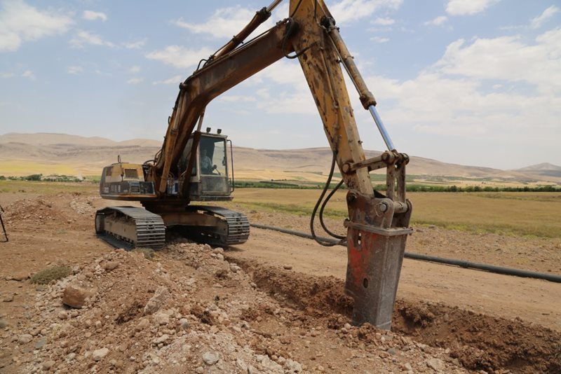 توزیع عادلانه آب با استفاده از سیستم تله‌متری/ ۴۹ روستای تیران در اصفهان از آب پایدار بهره‌مند شدند