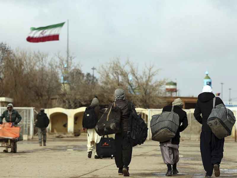 گزارش جهانی: حضور ۳.۴ میلیون افغانستانی در ایران بعد از قدرت گرفتن طالبان/ مهاجران غیرقانونی رد مرز می‌شوند؟